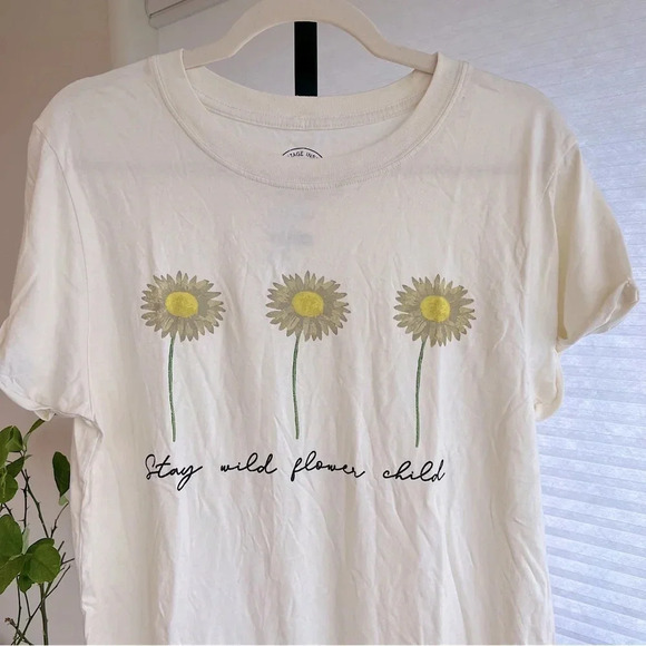 Project Karma Stay Wild Flower Child Graphic Tee Shirt Large NWT Boho Daisy - Picture 2 of 3